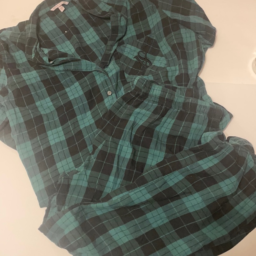 Victoria Secret pajama set